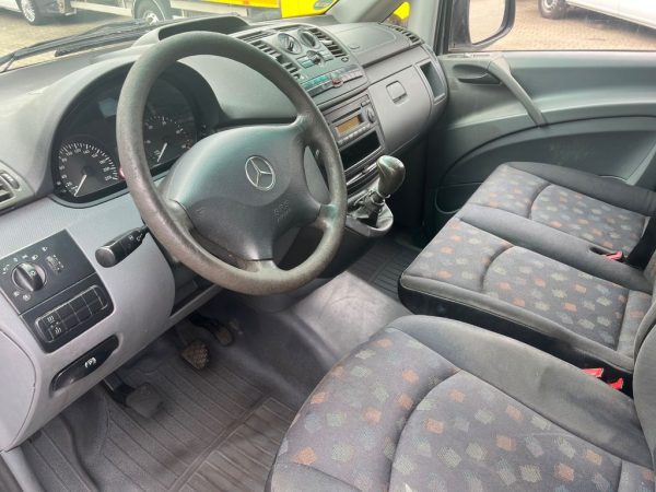 <span class="make">Mercedes-Benz</span><br/> Vito Mixto 109 CDI lang 6-Sitze – Bild 8