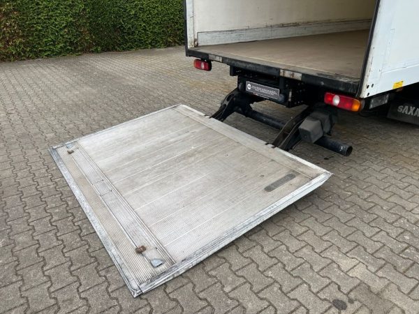 <span class="make">Mitsubishi</span><br/> Canter Fuso Aut. Koffer / LBW / Klima – Bild 9