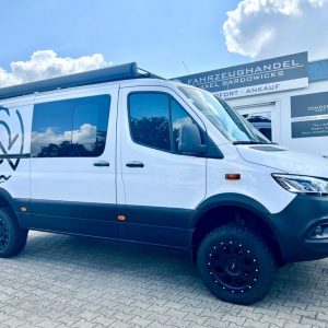 <span class="make">Mercedes-Benz</span><br/> Sprinter  319 Aut. V6 CDI 4x4