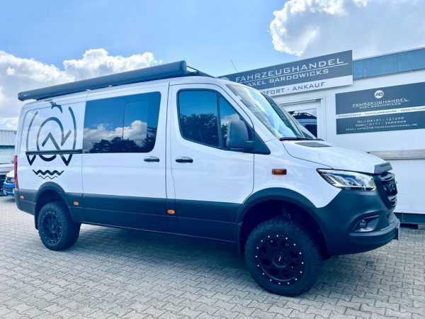 <span class="make">Mercedes-Benz</span><br/> Sprinter  319 Aut. V6 CDI 4x4 – Bild 2