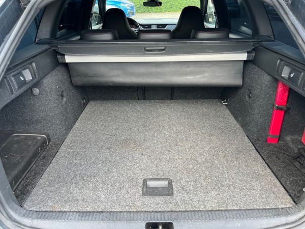 <span class="make">Skoda</span><br/> Octavia Combi RS 2.0 TDI DSG  4x4 – Bild 15