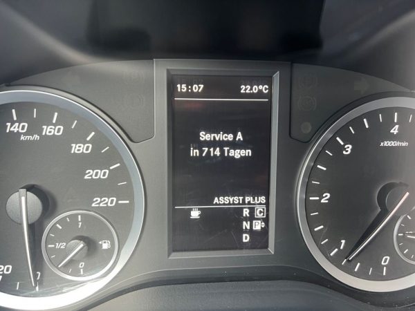 <span class="make">Mercedes-Benz</span><br/> Vito Kasten 116 CDI Aut. RWD extralan – Bild 9