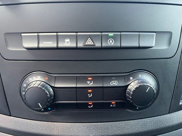 <span class="make">Mercedes-Benz</span><br/> Vito Kasten 116 CDI Aut. RWD extralan – Bild 10
