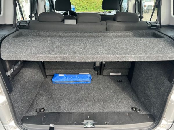<span class="make">Fiat</span><br/> Qubo 1.4 Lounge  Klima /  Nur 2400 km !!!!! – Bild 14