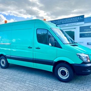 <span class="make">Mercedes-Benz</span><br/> Sprinter  216 CDI L2/H2 AHK / Standh.