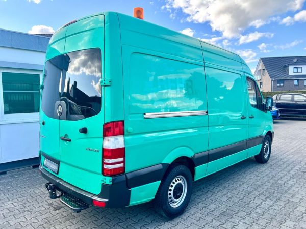 <span class="make">Mercedes-Benz</span><br/> Sprinter  216 CDI L2/H2 AHK / Standh. – Bild 7