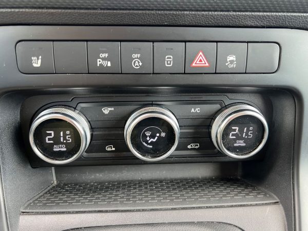 <span class="make">Mercedes-Benz</span><br/> Citan Kasten 112 CDI standard  / AHK / Sitzh. – Bild 9