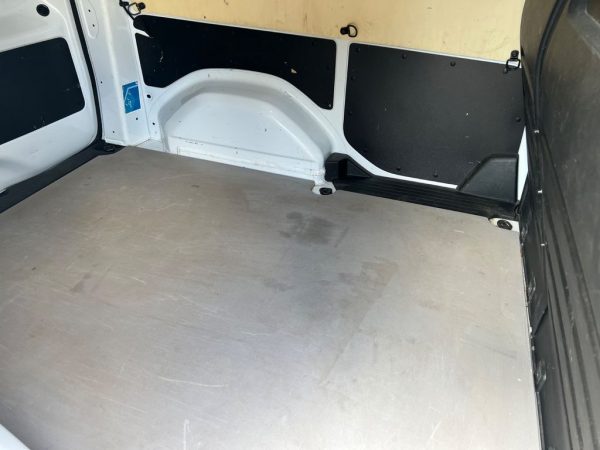 <span class="make">Mercedes-Benz</span><br/> Citan Kasten 112 CDI standard  / AHK / Sitzh. – Bild 14