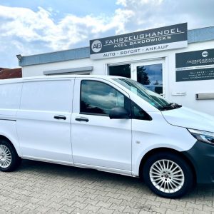<span class="make">Mercedes-Benz</span><br/> Vito Kasten 114 CDI  RWD lang AHK / Standh.