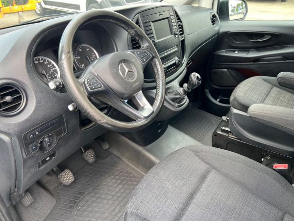<span class="make">Mercedes-Benz</span><br/> Vito Kasten 114 CDI  RWD lang AHK / Standh. – Bild 7