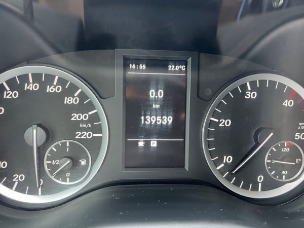 <span class="make">Mercedes-Benz</span><br/> Vito Kasten 114 CDI  RWD lang AHK / Standh. – Bild 9