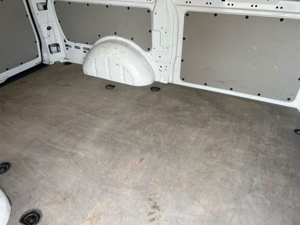 <span class="make">Mercedes-Benz</span><br/> Vito Kasten 114 CDI  RWD lang AHK / Standh. – Bild 15