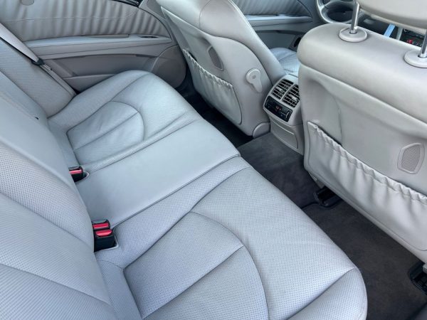 <span class="make">Mercedes-Benz</span><br/> E 350 Lim. Aut. Avantgarde / Standh. / Scheckh. – Bild 9